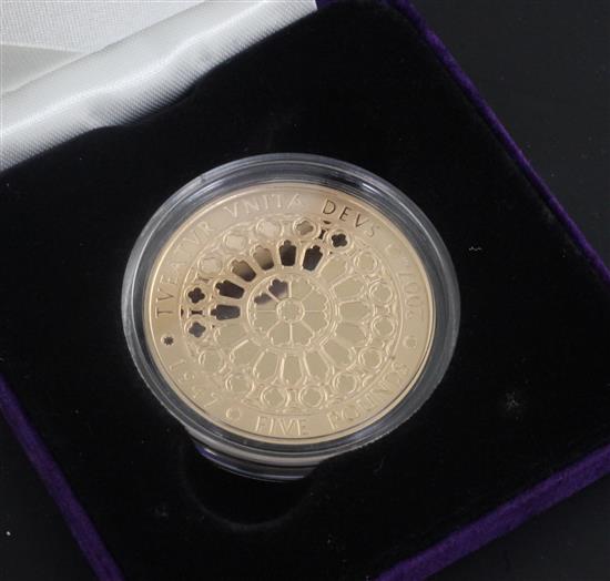 A cased Royal Mint 2007 Diamond Wedding gold proof £5 crown, no. 0950/2500.